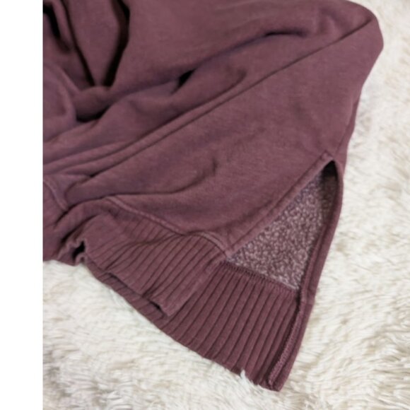 SO Brand Oversized Pullover Sweatshirt With Slitted Sides Size XL - Picture 3 of 7